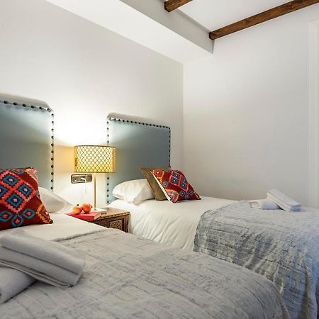 Genteel Home Bib Rambla Granada Bagian luar foto